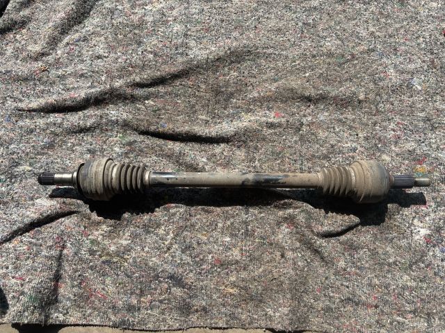 bontott VW TOUAREG Jobb hátsó Féltengely