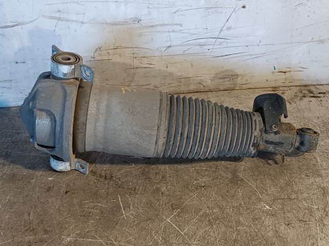 bontott VW TOUAREG Jobb hátsó Rugó