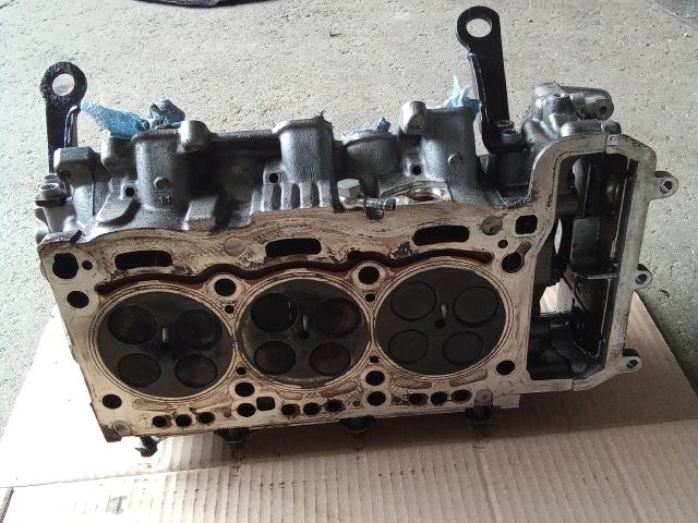 bontott VW TOUAREG Jobb Hengerfej (V-Motor/Boxer)