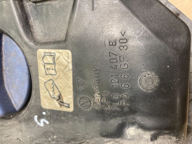 bontott VW TOUAREG Kiegyenlítő Tartály