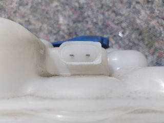 bontott VW TOUAREG Kiegyenlítő Tartály