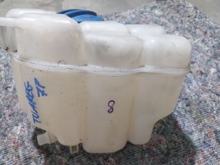 bontott VW TOUAREG Kiegyenlítő Tartály