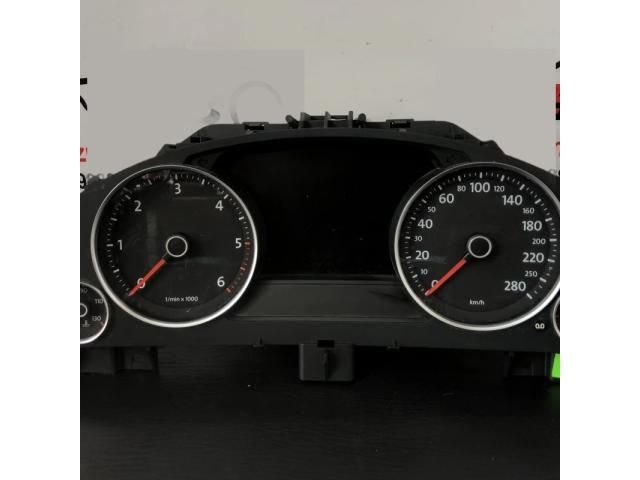 bontott VW TOUAREG Kilométeróra