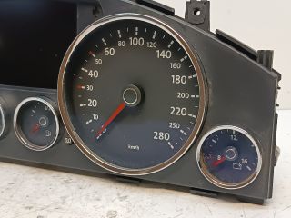 bontott VW TOUAREG Kilométeróra