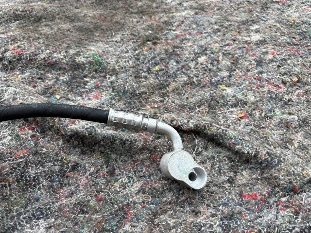 bontott VW TOUAREG Klíma Cső