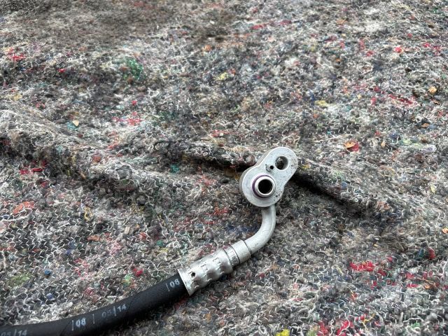 bontott VW TOUAREG Klíma Cső