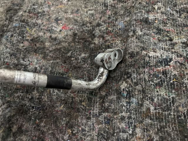 bontott VW TOUAREG Klíma Cső