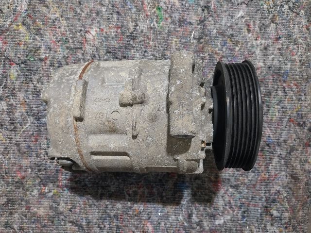 bontott VW TOUAREG Klímakompresszor