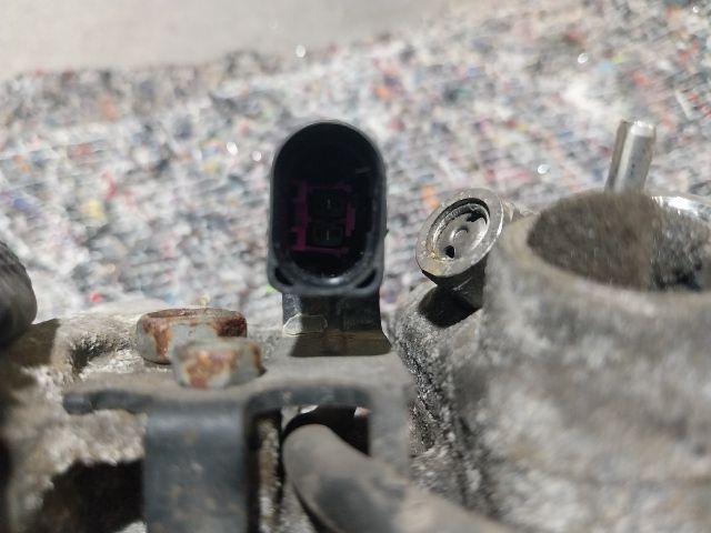 bontott VW TOUAREG Klímakompresszor