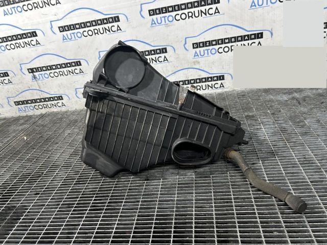 bontott VW TOUAREG Légszűrő Ház