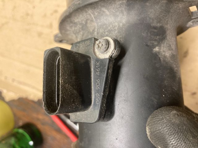 bontott VW TOUAREG Légtömegmérő