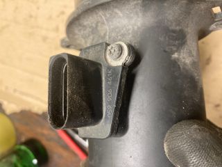 bontott VW TOUAREG Légtömegmérő