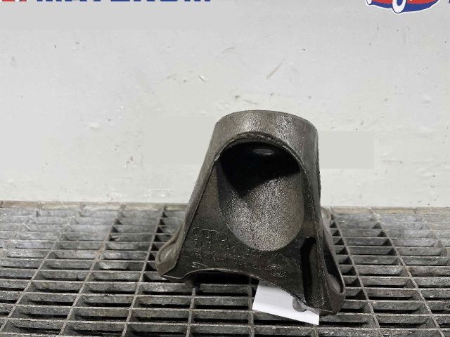 bontott VW TOUAREG Motor Tartó Bak Bal