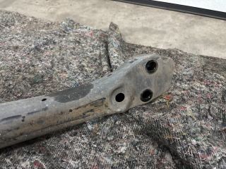 bontott VW TOUAREG Motor Tartó Bak (Fém)