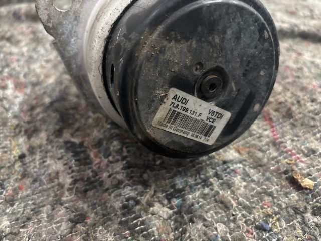 bontott VW TOUAREG Motor Tartó Bak (Pozíciófüggetlen)