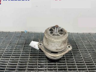 bontott VW TOUAREG Motor Tartó Bak (Pozíciófüggetlen)