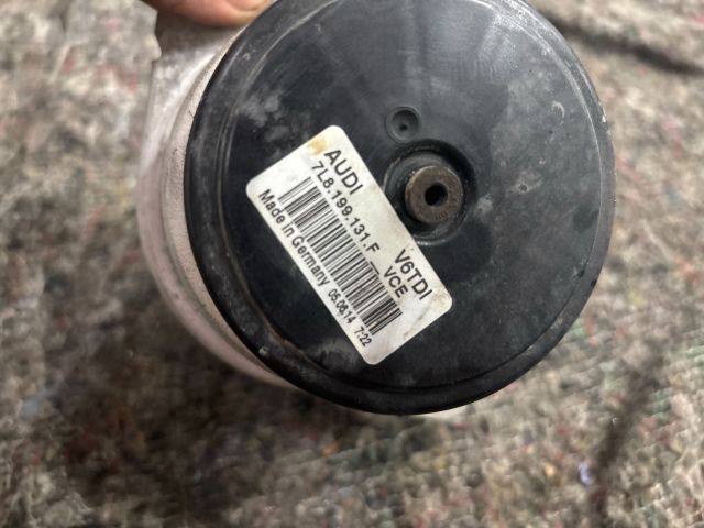 bontott VW TOUAREG Motor Tartó Bak (Pozíciófüggetlen)