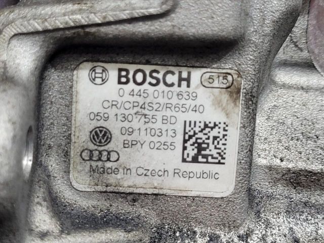 bontott VW TOUAREG Nagynyomású Szivattyú