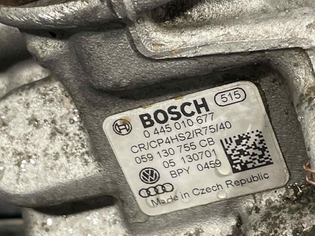 bontott VW TOUAREG Nagynyomású Szivattyú