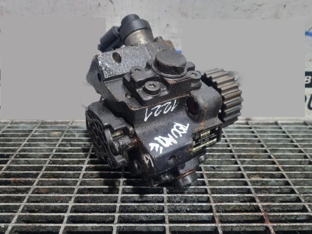 bontott VW TOUAREG Nagynyomású Szivattyú