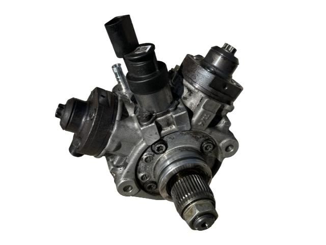 bontott VW TOUAREG Nagynyomású Szivattyú