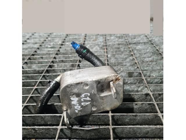 bontott VW TOUAREG Olajhűtő