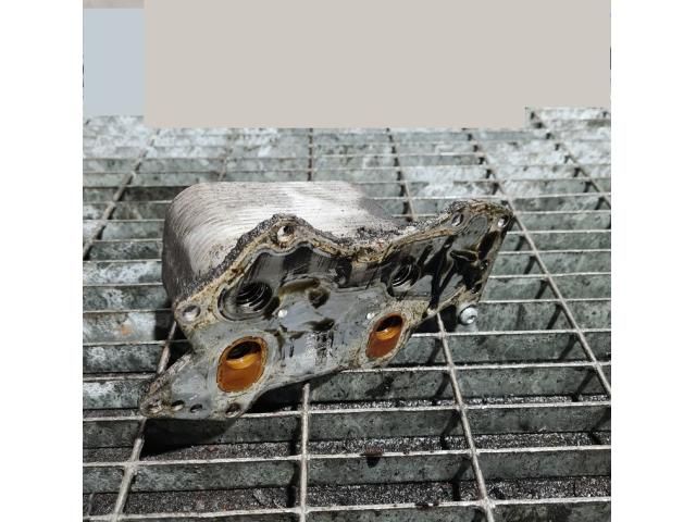 bontott VW TOUAREG Olajhűtő