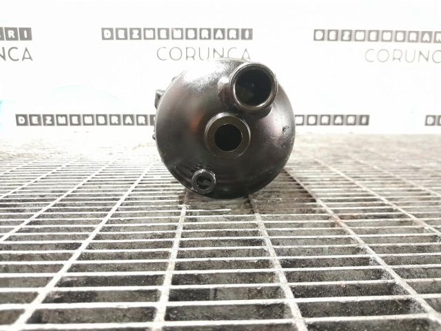 bontott VW TOUAREG Olajszűrő Ház