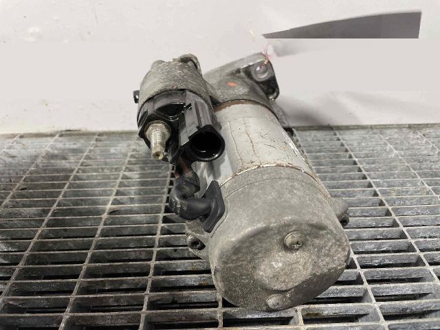 bontott VW TOUAREG Önindító