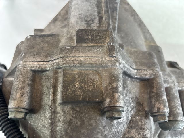 bontott VW TOUAREG Osztómű