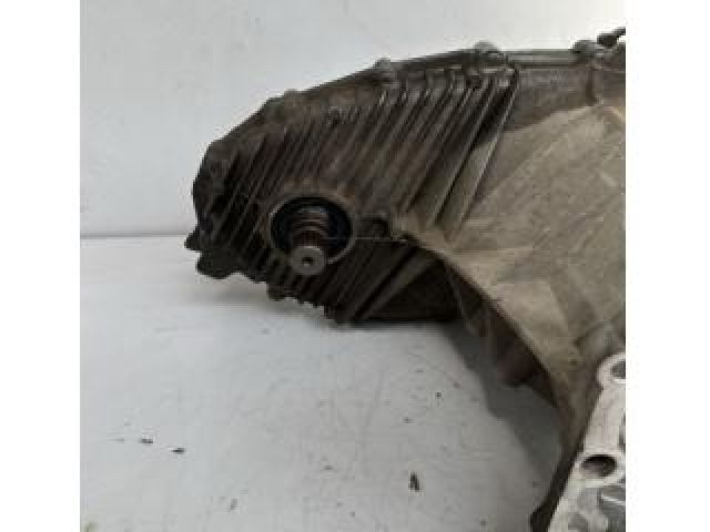 bontott VW TOUAREG Osztómű