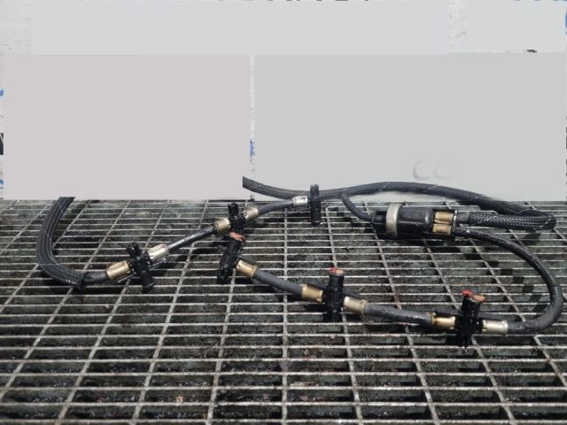 bontott VW TOUAREG Résolajcső