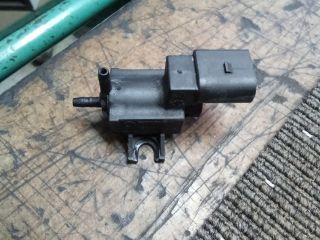 bontott VW TOUAREG Turbó Vákum Szelep