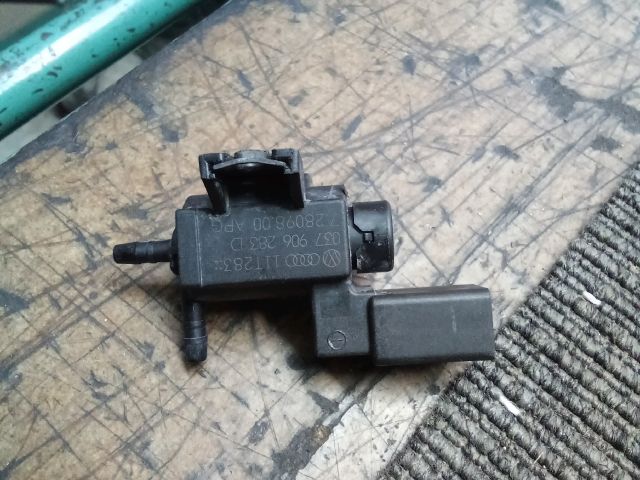 bontott VW TOUAREG Turbó Vákum Szelep