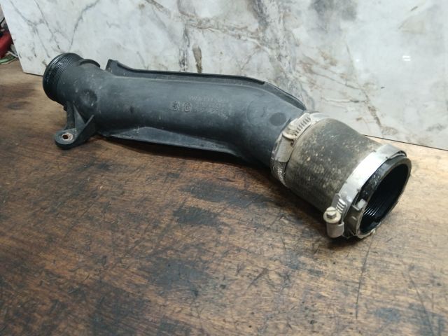 bontott VW TOUAREG Turbócső