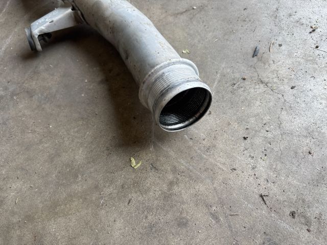 bontott VW TOUAREG Turbócső