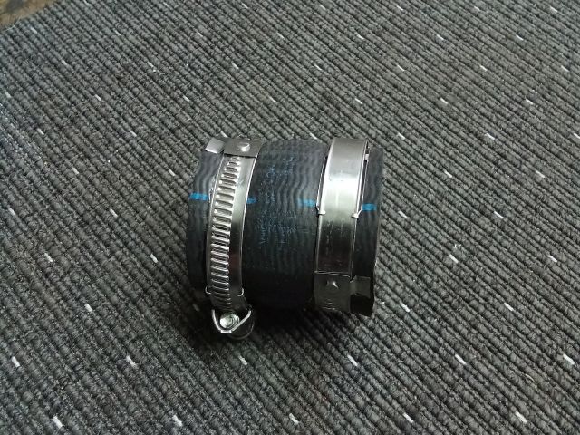 bontott VW TOUAREG Turbócső