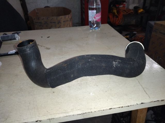 bontott VW TOUAREG Turbócső