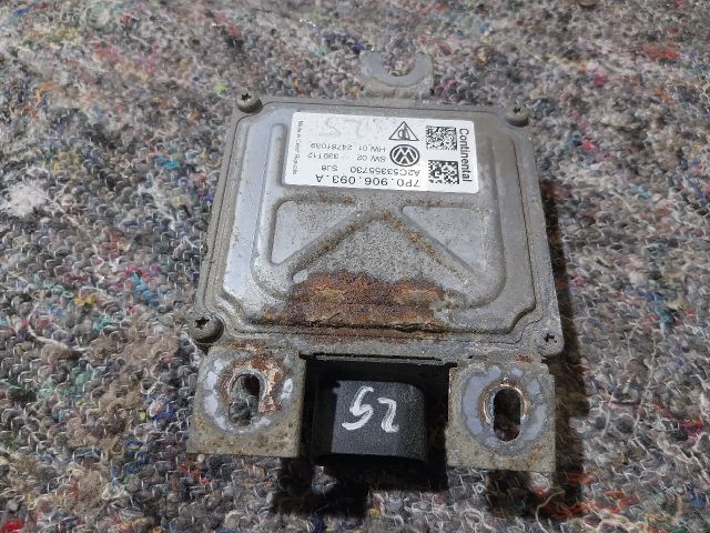 bontott VW TOUAREG Üzemanyag Szivattyú Relé