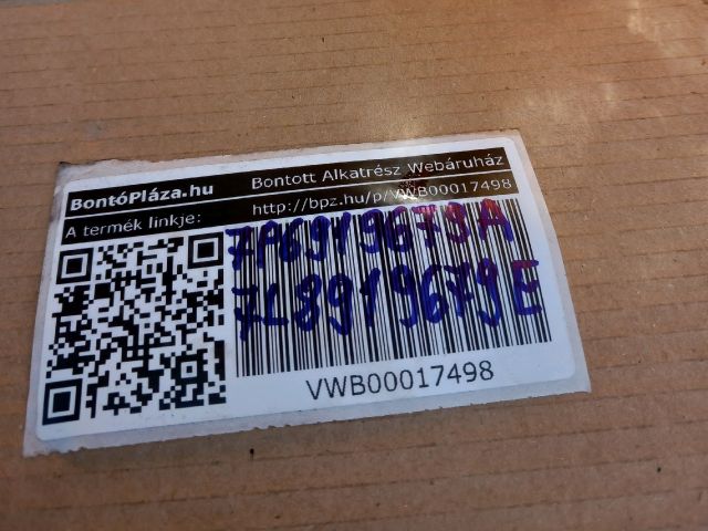 bontott VW TOUAREG Üzemanyag Szivattyú