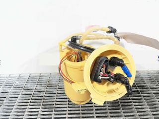 bontott VW TOUAREG Üzemanyag Szivattyú