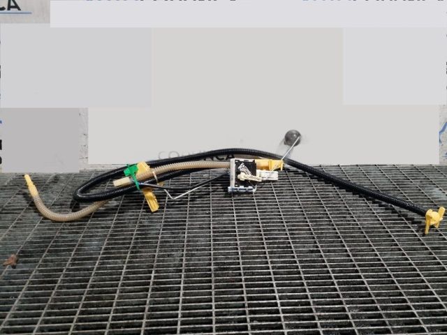 bontott VW TOUAREG Üzemanyagszint Jeladó