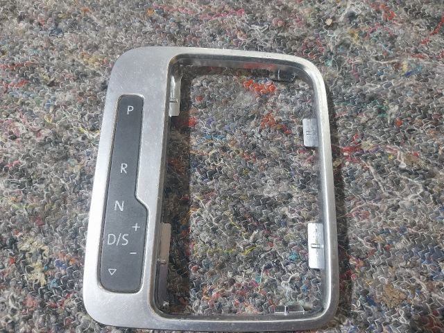 bontott VW TOUAREG Váltó Fokozatválasztó