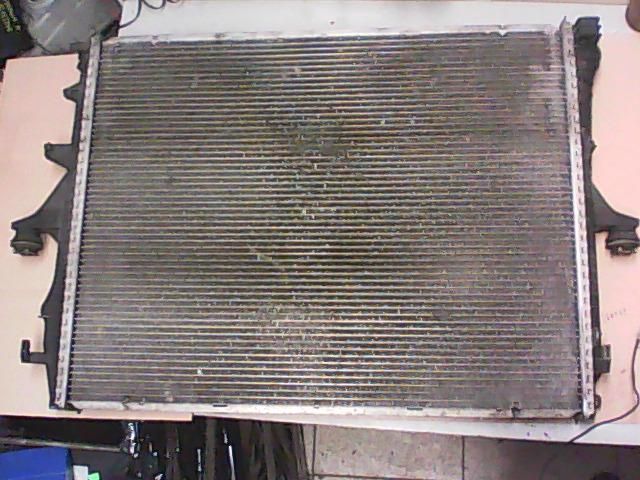bontott VW TOUAREG Vízhűtő Radiátor (Nem klímás)