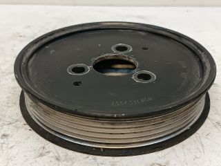 bontott VW TOUAREG Vízpumpa Szíjtárcsa