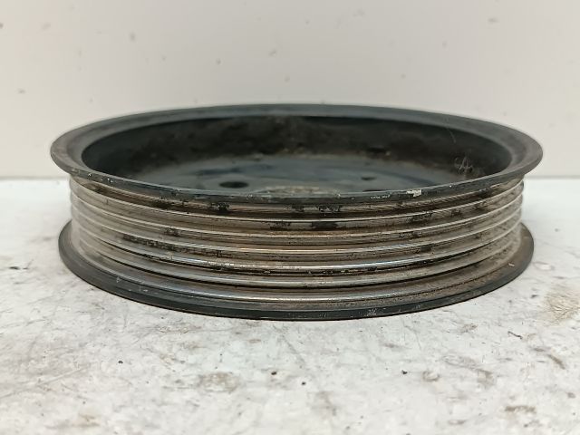 bontott VW TOUAREG Vízpumpa Szíjtárcsa