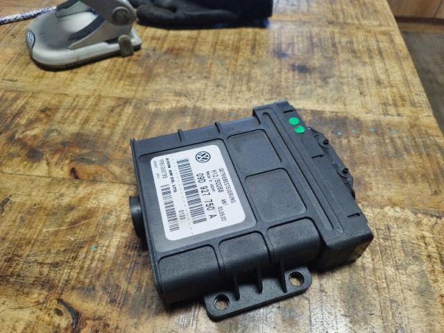 bontott VW TOUAREG Automata Váltó Elektronika