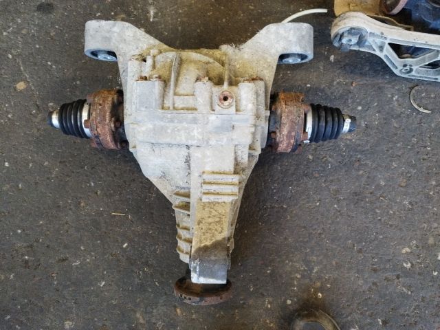 bontott VW TOUAREG Hátsó Differenciálmű