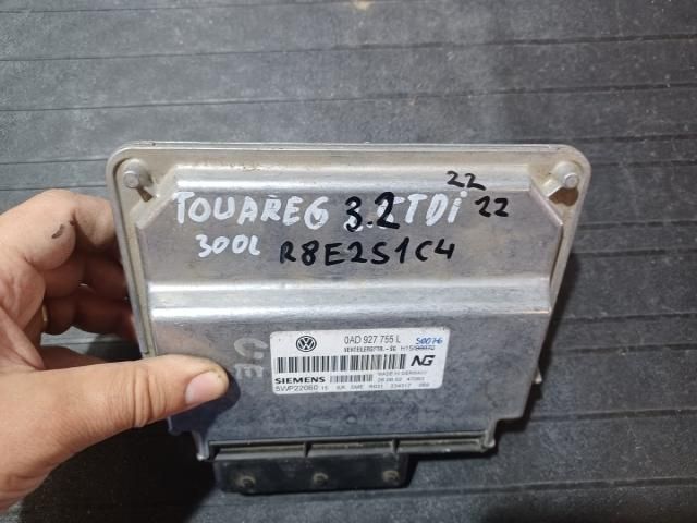bontott VW TOUAREG Motorvezérlő