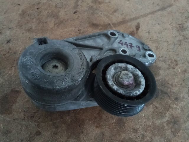 bontott VW TOUAREG Szíjfeszítő Görgő